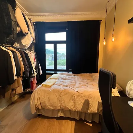 2 Bedroom With Kitchen,10 Min To S Apartman *