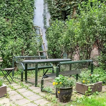 2 Bedroom With Kitchen,10 Min To S Apartman
